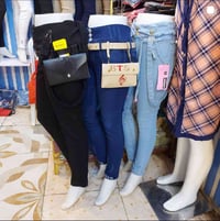 ملابس رجالية • مستعملة • ٤٠قطعة