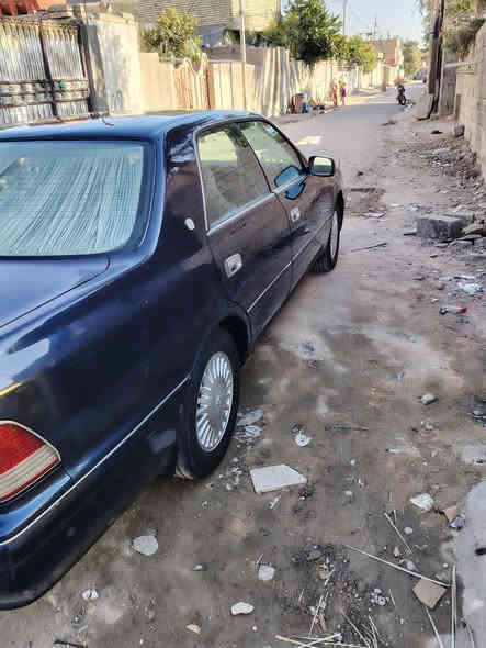 سلام عليكم
راس ثور فلات موديل ١٩٩٥  اصولي بسمي  گير خير من الله مكينه  لاتنقيص ولاتبخير سعر ٩٣ ورقه  ***********
