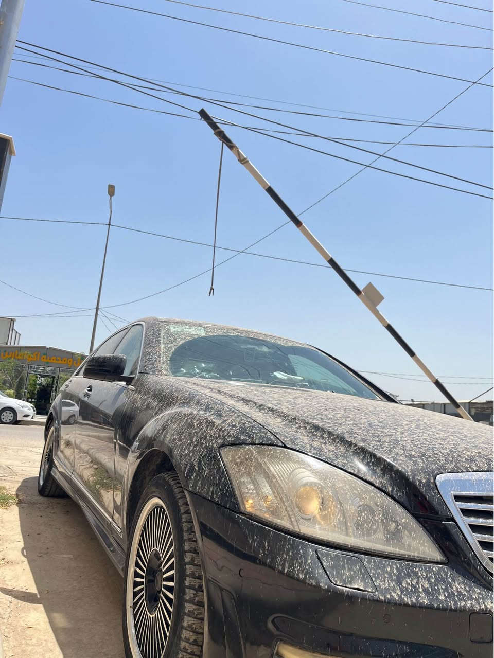 Mercedes S350 
160$…. 
-هزة 2026 معاملة كاملة فقط وصل رسوم دفع الكمرگ في مدرية مرور النجف 

2008  محدث 13 
گلين السيارة 
فقط الدعامية الخلفية  صبغ  

باب طويل أمامي شفط جنطه شفط 
-گير تعليگ 

أنظمة قيادة S.C.M سبورت ورياضي وعادي 
 وهزة جديدة 26 
 مواصفات فول 
خزن مايموري 
-محرك 6 سلندر 
-نظام جوبلس تصعد تنزل شغال
-سلايد روف فتحة 
-بصمة ابواب
-كراسي جلد جدا نظيف
-كراسي امامي خلفي كهرباء
-كراسي امامي خلفي تدفئة تبريد
-كراسي اماميات خزن ميموري
-تجاوي امامي خلفي كهرباء
-ستيرن كهرباء مع تحكمات ستيرن
-بردة خلفية مع بردة ابواب
-تبريد امامي خلفي منفصل 
-شاشة مع تلفزيون
-اشاير بالمرايات مع شفط 
-لايتات  داينمك
-حساسات امامي و خلفي
-انظمة قيادة
-داخل اسود مطعم بصاج ملگي 
-بصمات عدد 2 حلة, بابل


**إذا كنت صاحب هذا الإعلان وتريد حذفه لأي سبب، رجاءا أرسل رسالة إلى الدعم الفني**