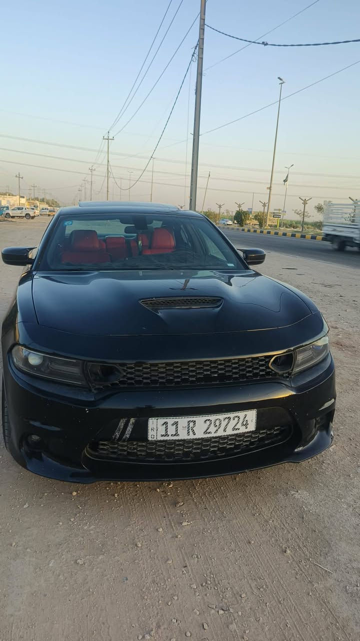 جارجر 2019 SXT محدث بنيد ودعاميات SRT
حادثها مرفق بالصور 
مواصفات
فتحت سقف 
تحكم ستيرن 
لايت زنون 
حساسات 
سياره جاهزه للاخير 
المكان ديوانيه 
رقم بغداد بسمي مشروع وطني 
واتساب ***********
