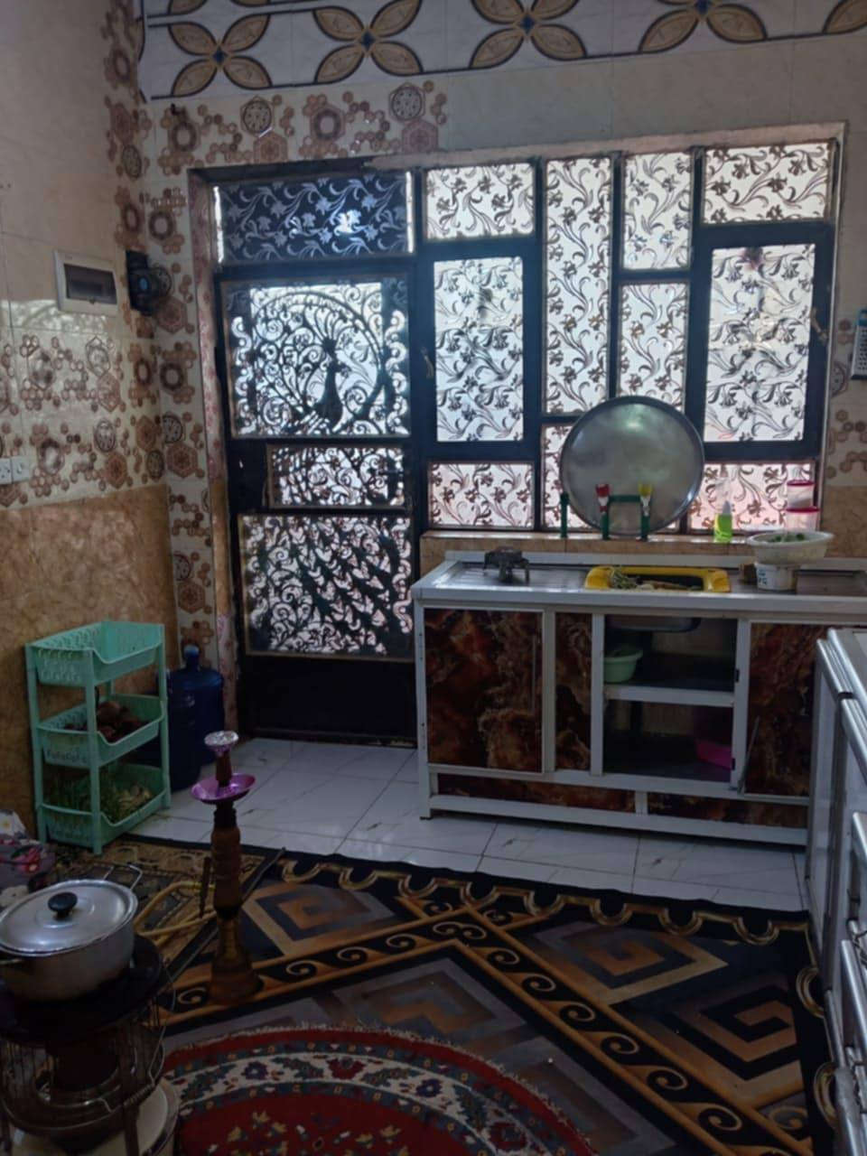 بيت ١٥٠ متر البيع في حي زليزل باقي تفصيل انتصل علي رقم ***********
