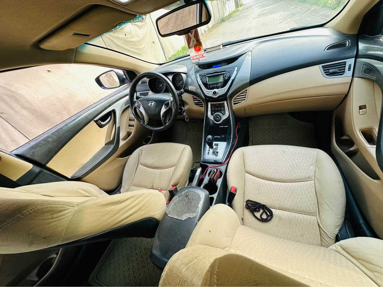 النترا 2012 امريكي بغداد 
مكينه 1800دوش
فول 1/1
بصمه/فتحه/كشن حراري/شاشه/كامره/اشاير مري/تحكمات جهتين/داخل بيجي/نضام ايكو
السياره ليبل واحد حادث امريكا باب مبدل فقط بدون دواخل  بجم كبس 
جاهزه مابيها نقص 
مكينه/تبريد/تخم تاير/حداديه/دواخل جدد/مصفره هيئه وغرامات
مكان السياره واسط الصويره
السعر 88
*********** الصويرة, واسط
