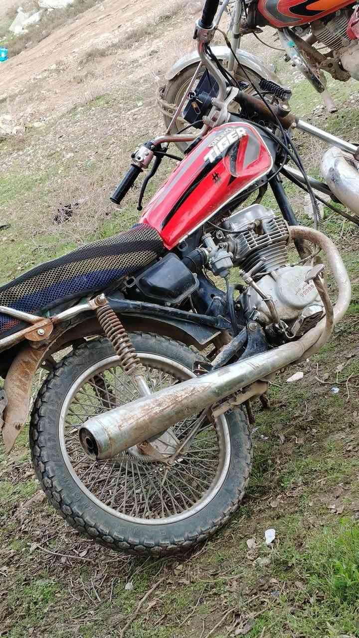 بارت عيتاني خمس تسعات 2018 مفتوح مرة وحدة فقط موطور نضيف خير من الله
كهربائيات كلها شرط شغالة
موطور ماناقصو شي بس تصعد ترايك وين ماتريد
للأستفسار : ***********
