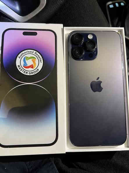 ايفون 14 برو ماكس ذ٢٥٦ بطاريه 83 جهاز ماستر 
شرق اوسط باكيت وياه جهاز نضيف يخبل اون بنفسجي جهاز بل تحديث كام يقره شاشه مستعمله بس هيه لا مبدل ولا ابد شاشه مالته بلاديه حهاز حلو وسعره كلش مناسب 775 وبي مجال بسيط جدا جدا مكاني بغداد السيديه 
***********
