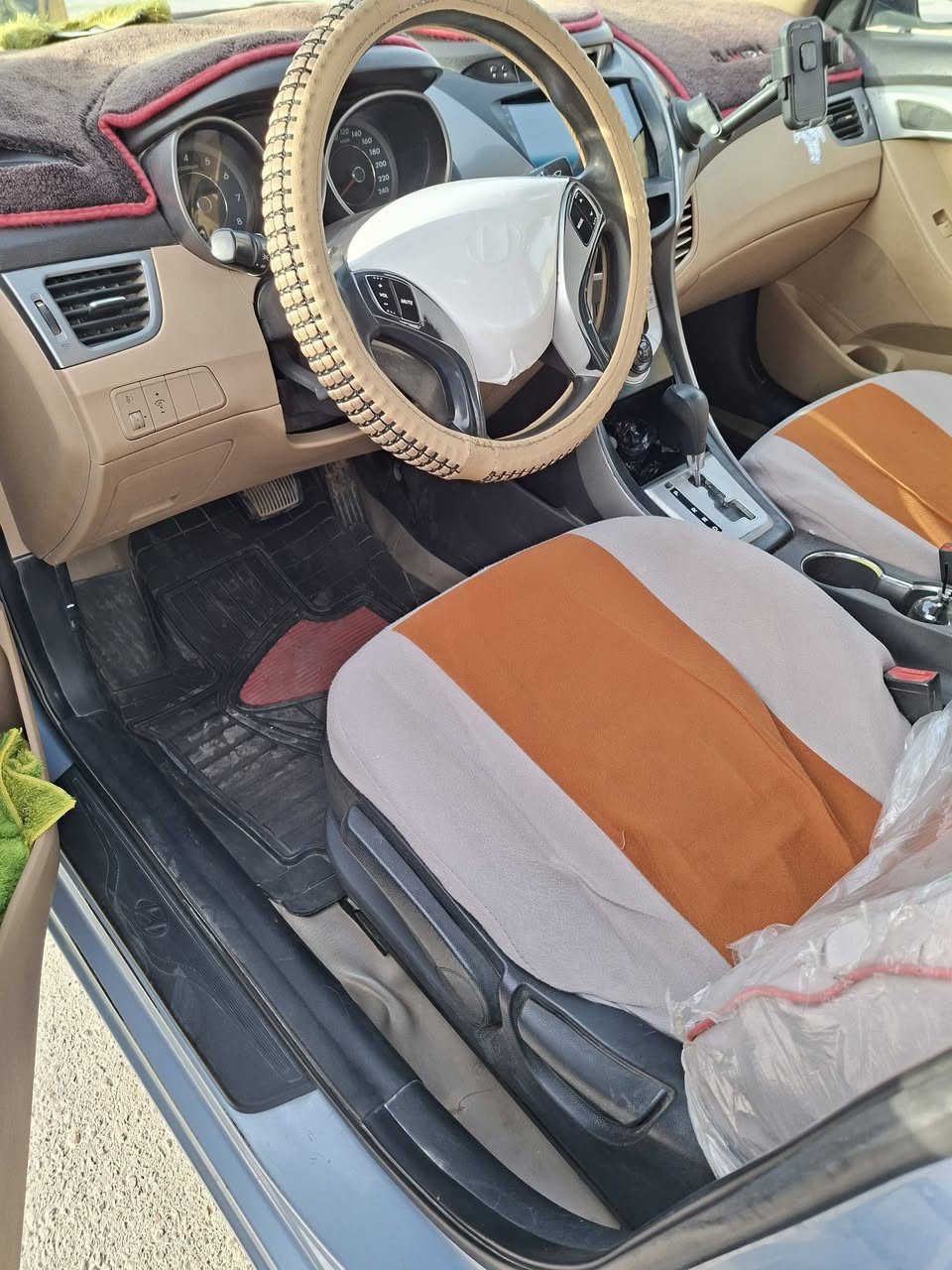 السلام عليكم النترا موديل ٢٠١٢ خليجي مكينة ١٨٠٠ مالك سماوة موجودة بالسماوة صبغ احزام أثر جراد سيارة جاهزة السعر ٩٥ اوبي مجال للاستفسار م/***********
