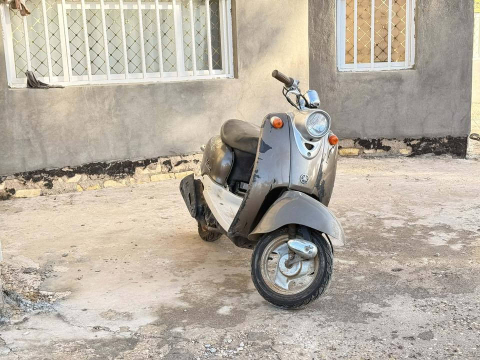 سلام عليكم عبد الحليم للبيع كوم حديد عاطله ما اعرف شبيه سعر 100 وبيه مجال رقم تلفوني ***********
