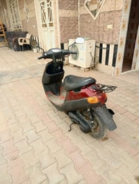 دراجه بطه للبيع الدراجه شغاله وما ناقصها شي محرك ما مفتوح حاويه كله شغ...