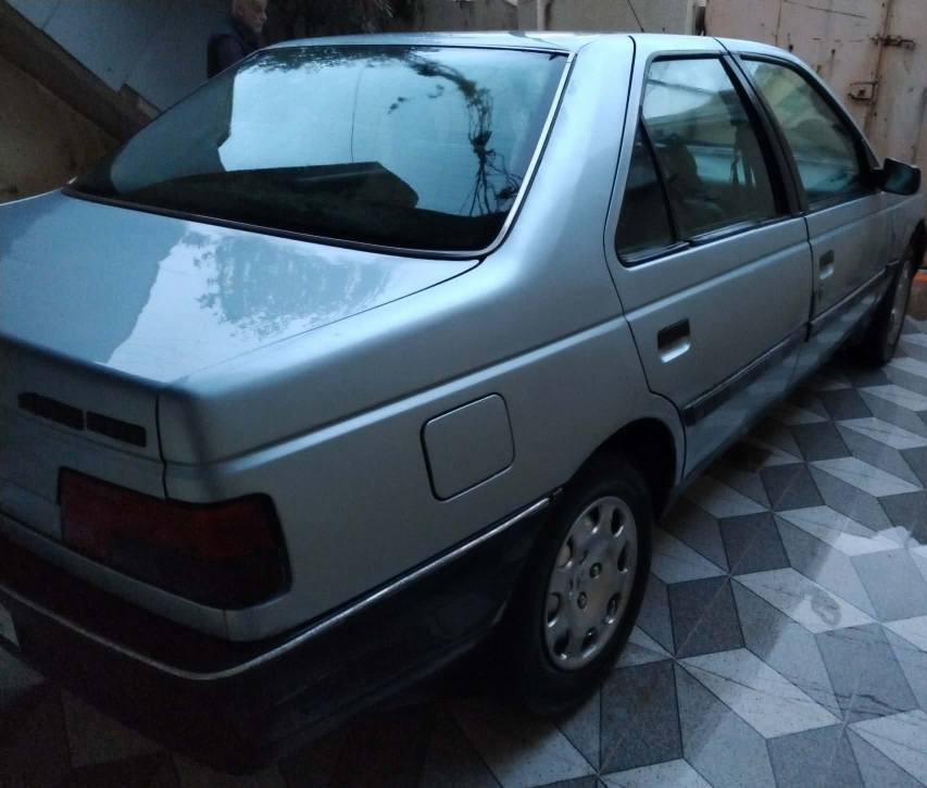 السلام وعليكم بيجو موديل 92 كير ومكينه شرط كابون بنزين بيها شرط التحويل السعر (25) رقم الموبايل (***********) غير متواجد على الفيس
