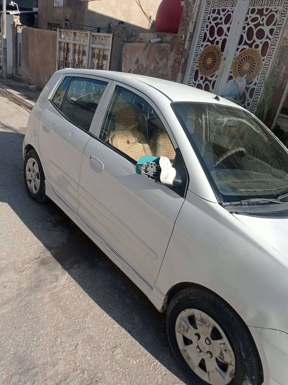 سلام عليكم بيكانتو للبيع رقم نجف شراي  التفاصيل االاتصال بالرقم***********
