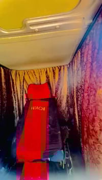 حفارة زت ثري • موديل 2010 • مكفولة بلادي