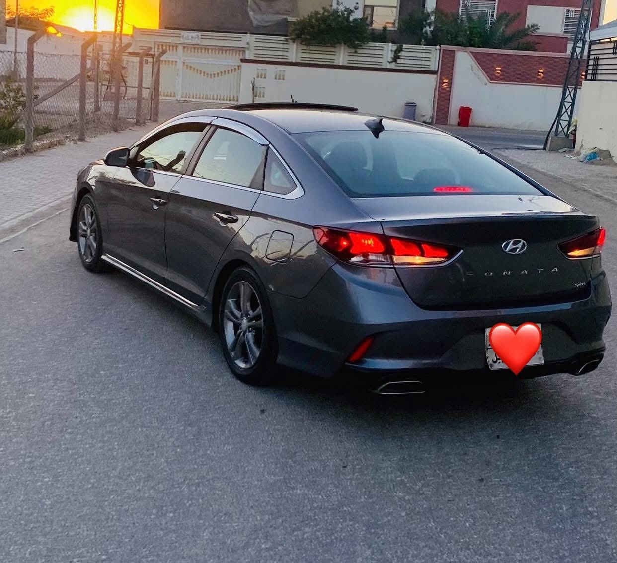 السلام عليكم 
سوناتا رقم اربيل الماني 
(سبورت)SPORT فول مواصفات 1/1
موديل 2018
المواصفات 
فتحة
بصمه 
رادار جانبي
حساسات خلفية
ستيرن رياضي حرف D 
شفتات ستيرن 
كيجات سرعة رياضية 
كشنات جلد 
كشنات كهرباء 
كشنات تدفئه 
نظام سبورت 
نظام ايكو 
صاجات 
شاشة 
كامرة دوار
حساسات 
ويل كب كروم 
لايت زنون عالي + ناصي 
لد امامي 
بك لايت لد 
دبل كزوز 
مكينة 4 سلندر 
 GDI 2400 
مري قلاب
سستم صوت سماعات 
تحكم ستيرن جهتين 
دركة حياكة 
ترحيب جنطة عند الاقتراب 
اشاير بالمري 
نيكلات  
مري عاكسة لضوء  
الحادث :جاملغ امامي ايمن +جاملغ ايسر كلير فقط بدون  دواخل لا لغد ولا شاصي 
ملاحظة السياره كامله من كلشي من تايرات من حدادية من تبريد مذب عليها دينار 
السعر : 133وبيها مجال
مكان السيارة نجف 
للاستفسار : *********** متوفر واتساب اتصال
