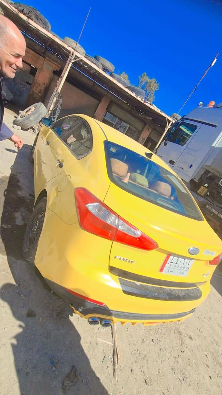 كيا فورتي موديل2014فول مواصفات  امريكي شفتات كشنات مثل موضح بالصوره فتحه هيترات بل كشنات مثبت سرعة  تحكم قياده شاير بل مري بيه هواي مواصفات عده البصمه كير محرك فوول  تخم تاير سياره جاهزه كل نقص مابيه مكاني ديالى بعقوبه سياره باسمي 
 ***********
