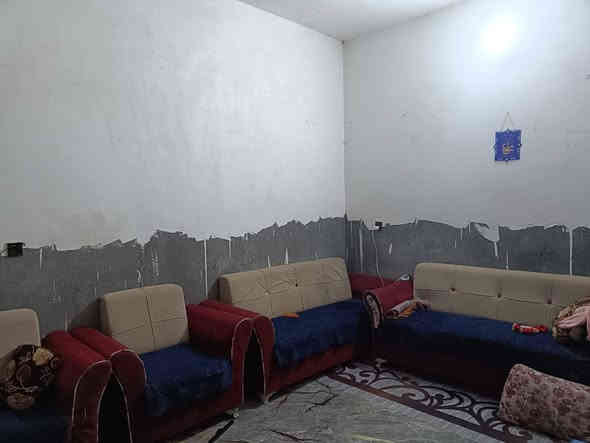 بيت للبيع العنوان شارع مزرعت ابو هبا قرب حسينية ابي طالب 
المساحه 90 متر 
بناء بلوك اعكاده 
غرفه وصاله ومطبخ وصحيات 
زراعي 
سعر 30 مليون 
الاستفسار الاتصال على 
***********
