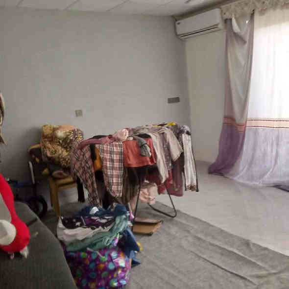 اعلان.. إعلان
دار طابو صرف للبيع
المساحة 100 متر طابقين
العنوان الاسرى المفقودين قرب أسواق جبار
يباع عن طريق المصرف العقاري
السعر الكلي 115
مقدمه 35 

يتكون الدار من نظام دكت كامل 
استقبال
غرفة نوم
مطبخ
حمام تواليت
طابق الثاني
غرفتين نوم
هول داخلي تواليت
للاستفسار اكثر يرجى الاتصال على الرقم التالي
***********
