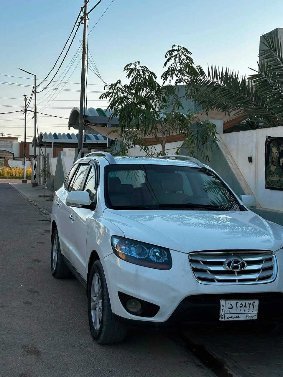 السلام عليكم
سنتافي 2011 

تبديل باب السائق مع بعض

التكحيلات

المواصفات :

دفع رباعي4WD

بصمة

مكان شحن البصمة

ثلاجه داخليه 

حاملات اكواب خلفيه وسطيه

كشن كهرباء

دخول ذكي

مري شفط

فتحة سقف

شاشه

كشنات جلد

V6 3.5L محرك

السعر125 بيع مستعجل 

المكان

النجف الاشرف

للتواصل ***********
