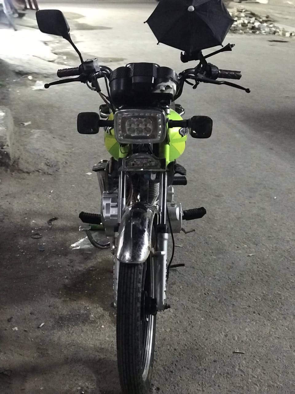 سلام عليكم شباب سونك موديل ٢٤ اوراق سكنر مكينة يابانية بلادية مختومة بيهة رصعة بل تانكي موضح بل فيديو ول دشبول الشاشة مالتة عوزهة بس الكرت تلكا يم ابو الاكترونيات الدراجة جانت متروكة باتري هابط بس السلف يشتغل بس ينشحن الباتري ما ناقصهة اي شي شلعة ومعدل كلش حلو  سعرهة 650 وبيهة مجال مكاني جسر ديالى القديم رقمي بي واتساب ***********
