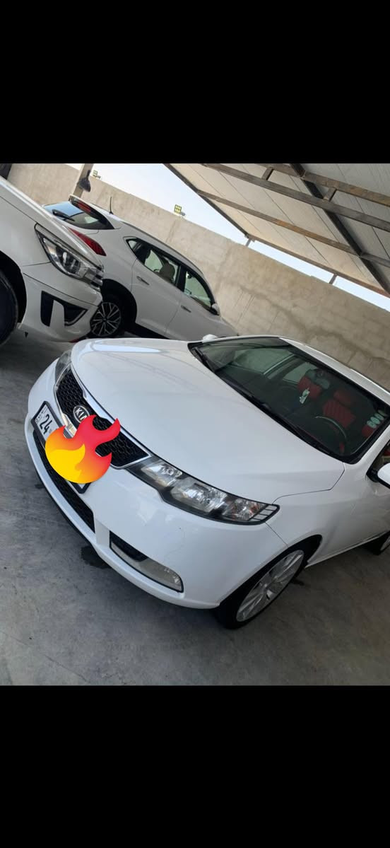 السلام عليكم
سيراتو موديل 2013 فول مواصفات
مكفوله من الصبغ 
السعر 118
الاستفسار الاتصال 
***********
