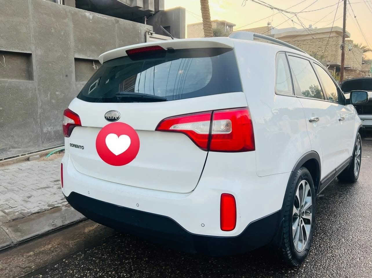 سورنتو ٢٠١٤ خليجي رقم بغداد  دولي الجديد 
مواصفات السياره 
٣ قطع تبريد 
كراسي كهرباء 
فول تحكم ستيرن 
أشاير بالمري 
مري شفط 
دوشمه جديده 
وباقي المواصفات المعروفه 
السياره جاهزه بدون اي نقص 
محرك بلادي ممفتوح 2400
السعر / ١٦٥ وبيه مجال 
مكاني (كربلاء)
***********
