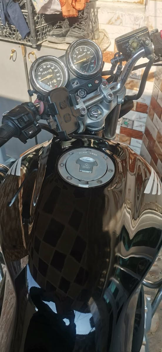 السلام عليكم
للبيع دراجة هوندا Cp4  400cc نوزل 16 ولف موديل 2008 ياباني اصلي اخت الجديدة 

بدون اوراق. السعر مليونين و خمسمئة 2.500000 وبيها مجال

العنوان بغداد 

***********

***********
