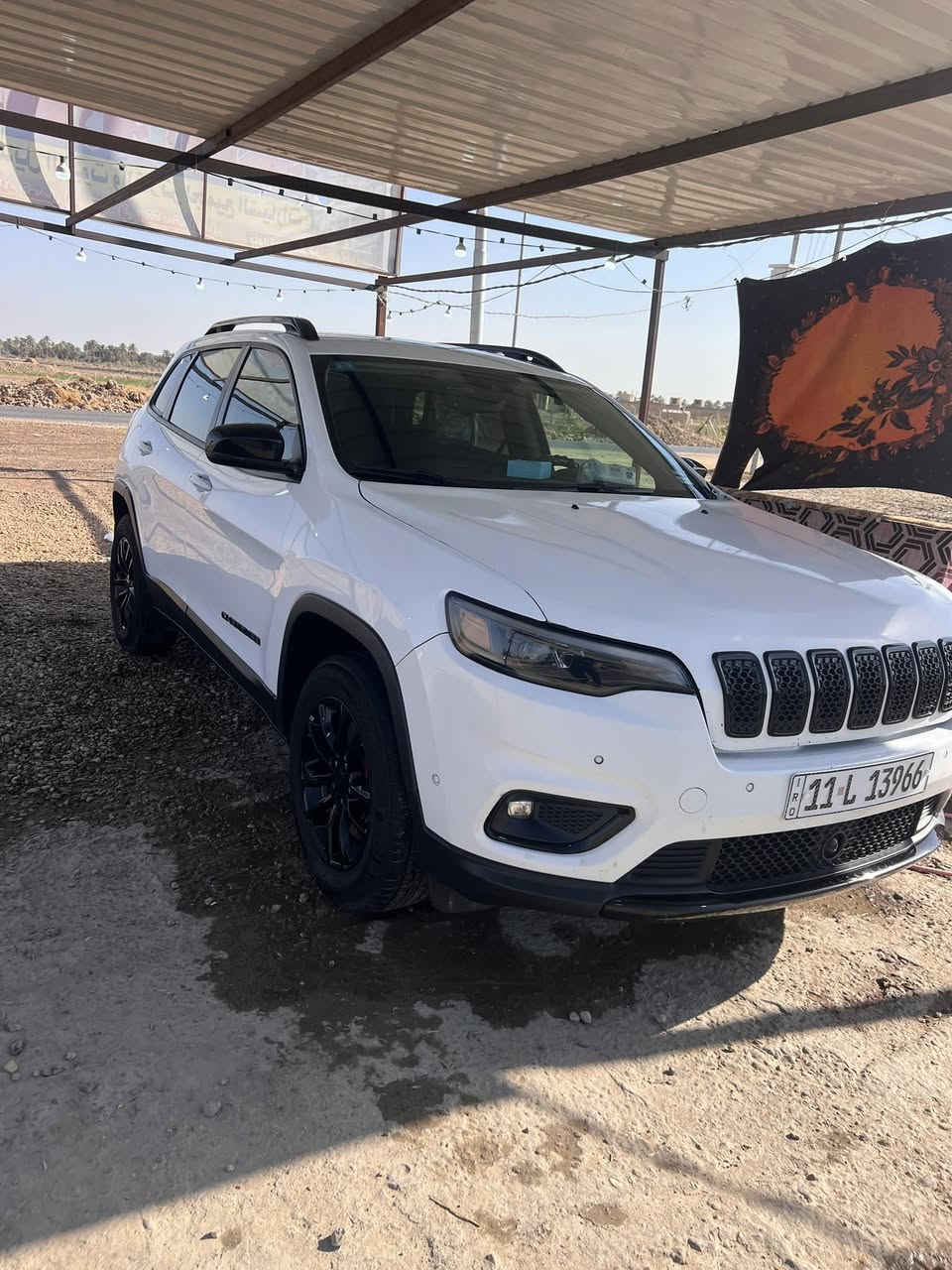 جيب شيروكي بزون للبيع
موديل ٢٠٢٣
وراد امريكي 
سياره بأسمي مداور ثاني يوم 
للاستفسار ***********
او خاص
