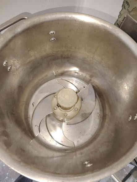 خلاط حجم كبير البيع والشراء يتصل ***********
