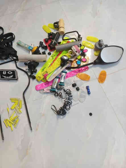 غراض باله للبيع
مكان نجف 

متواجد فيس واتساب 

***********

لحد يطب بس يعامل 

والمايعجبه يطلع كبل
