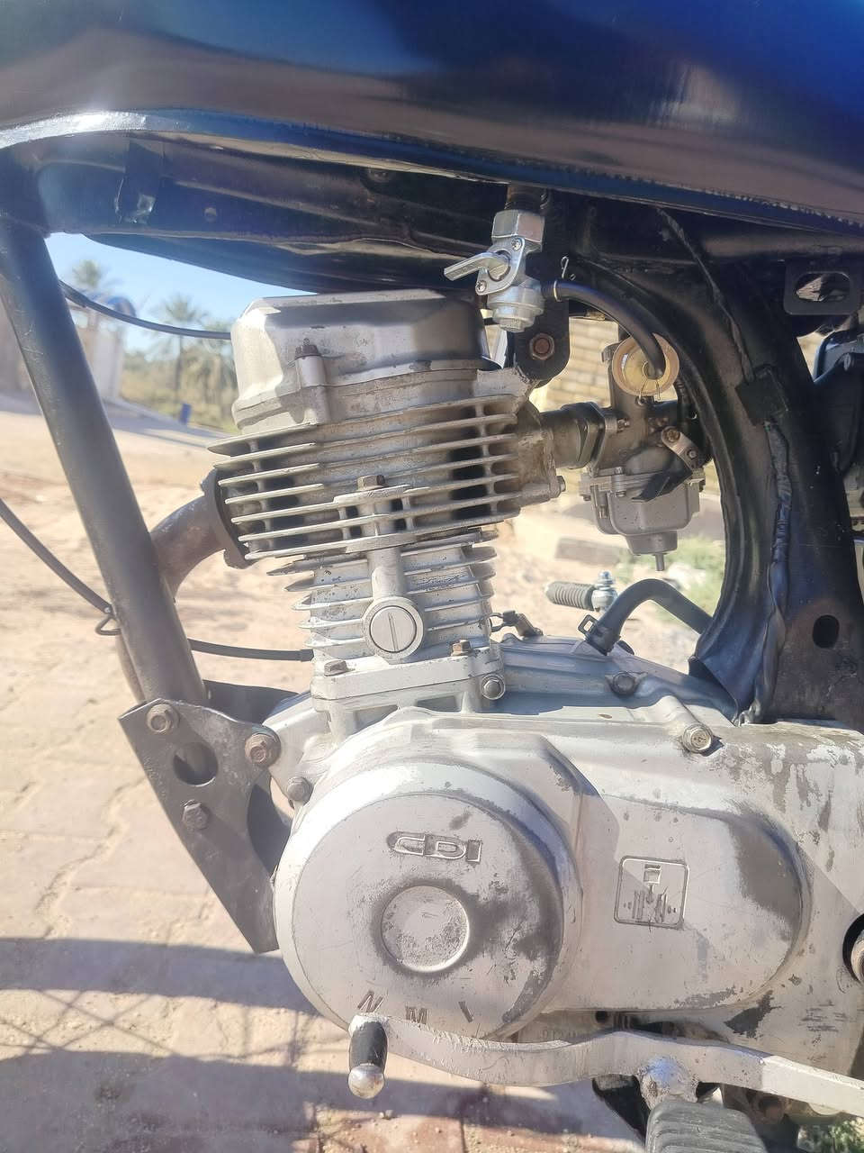 سلام عليكم شباب دراجه بدون للبيع السعر ب 450 وبيها مجال مكاني بالعماره ناحيه السلام هذا رقمي ***********
