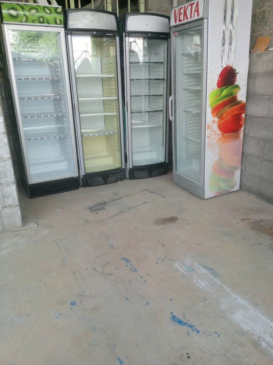 سڵاو ئامادەین بۆفرۆشتن و کرینی مارکێت   هەموجۆرە ئەشیای مارکێت وەک رەفە بەراد ستاند ی جبس چەرەسات کاژێر کورسی مێز ***********    ***********بەهەرزانترین نرخ
