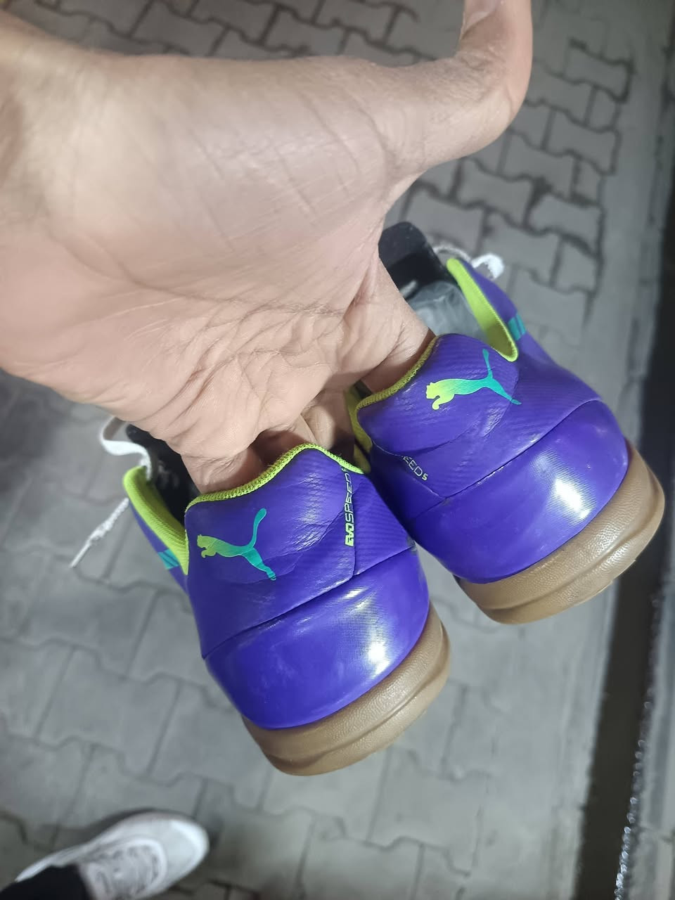 بومه مسح قياس ٤٢ باله اصلي 
سعر لقطعه 25

توصيل موجود 🚕🚕🚕🚕🚕


**إذا كنت صاحب هذا الإعلان وتريد حذفه لأي سبب، رجاءا أرسل رسالة إلى الدعم الفني**