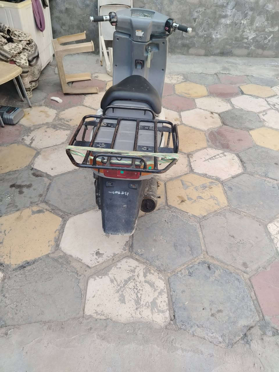 دراجة للبيع محركها مجفت كله جديد كهربائيات شغاله المكان طوريج ***********
