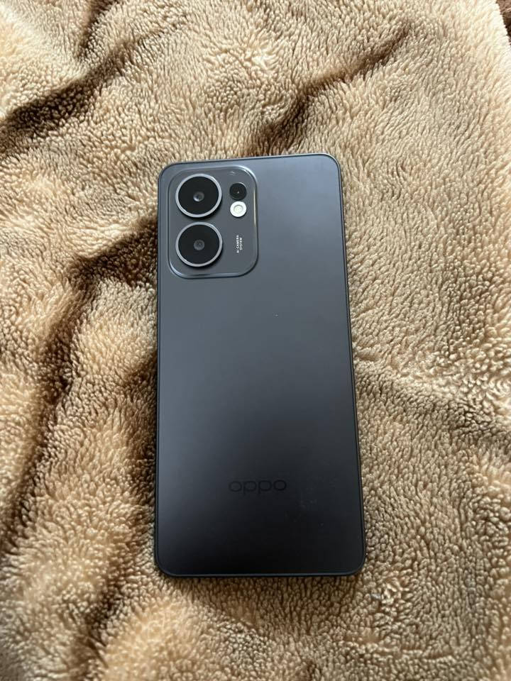 للبيع… جهاز مكفول نضافتة 98 ٪؜ استخدامة بس شهر واحد وشخط مابي اسم الجهاز (OPPO Reno 13 F) الذاكرة (256) الله شاهد جهاز راقي بس اني مستعجل عله بيعتة الله شاهد اشتريتة ب350 واريد ابيعة ب180 قفلة ومامستخدمة هواي بس شهر وحتة كارتونتة وياه للستفسار ***********
