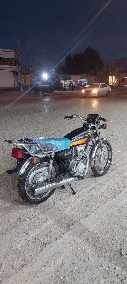 سلام عليكم 550 وبيه مجال دراجه اربعه كير ناعمه امتياز اتلث احرف موديل 23 اوراق أصولي  كامله ست اوراق مو سكنر
مكينه ما مفتوح بيه اي برغي وناعمه وحلوه الدراجه جاهزه ما عايزه شي  سعرها 550وبيه مجال كاني نجف 
***********
