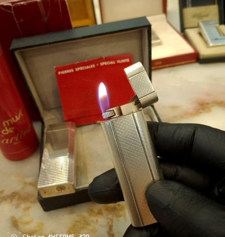 🎩🎀طقم 2 ولاعة Cartier أصلية 🇫🇷 كسر زيرو 🎩🎀
👈👌حالة ممتازة جدًا 👌
✅ تصميم فاخر لهواة التحف
✅  أصلية مع ختم كارتير
✅ مناسبة لهدية أو تجميع
💵 السعر: قول سعرك المناسب ومبروك عليك
📍 الاستلام من فيصل – المريوطية🛖
📲 للتواصل وطلب المنتج: 01556839135 (واتس)☎️ #ولاعة_كارتير #LuxuryLighters #تحف_نادرة #قول_سعرك #مبروك_عليك #انتشار_سريع #ولاعات_اصلية #FacebookMarketالإعلان


**إذا كنت صاحب هذا الإعلان وتريد حذفه لأي سبب، رجاءا أرسل رسالة إلى الدعم الفني**