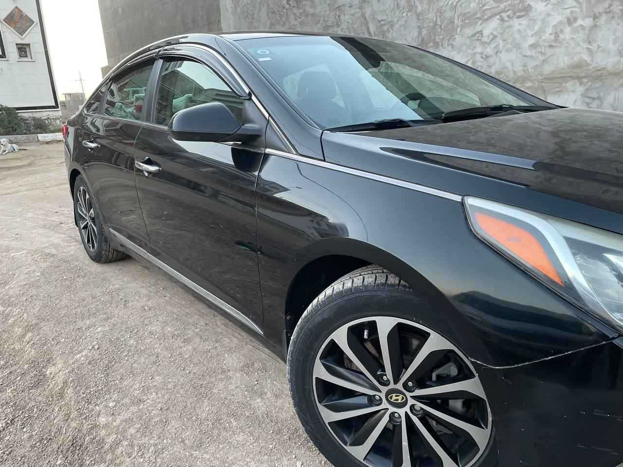 سوناتا 2015 كلين مكفولة 
ليبل واحد( لاضربه لا تبديل لاصبغ لا فتح لا بارد )
وارد امريكي الضرر ربع الدعامية الأمامية 
المواصفات نص 
الكير مكفول
المحرك مفتوح،الحالة ٥٠٪،بدون (ادوانز او تنقيص) 
عداد المسافة 113 ألف كم
رقم بابل الإنكليزي بأسمي شخصياً
السنوية لغاية 2027/3/13
السيارة نظيفة وعلى ايدي، لاتكسي ولا خطوط مشتغل بيها
السعر 126 وبيها مجال، مع شرط التحويل 
المكان بابل /الاسكندرية قرب سيطرة ٧٧
للتواصل والتفاصيل أكثر، *********** 
، خاص، واتساب، مع سونار مع صور أكثر ،
للمعلومه الصور حديثه مال اليوم Singapore
