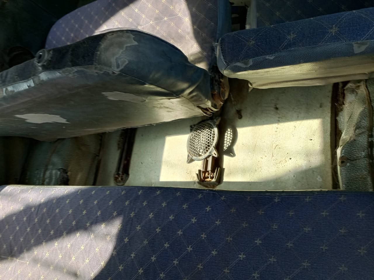 السلام عليكم كيا بريجو موديل 1997 كير اكسل مكفول محرك تبخير سنويه  28 تخم تايه امامي خلفي سعر 40 وبيها مجال الاستفسار ***********
***********
