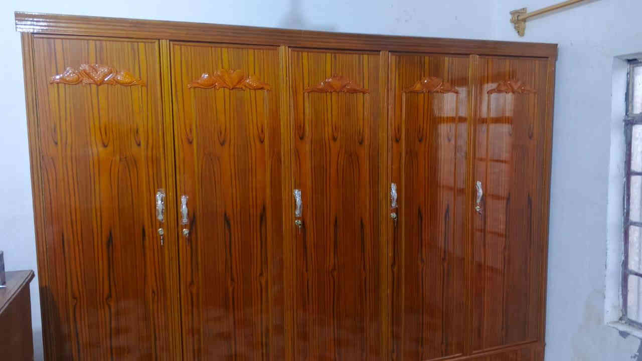 سلام عليكم كناتير بوفيات حسب طلب
نقد واقصاد عنوان رفاعي المعش 
***********
***********
