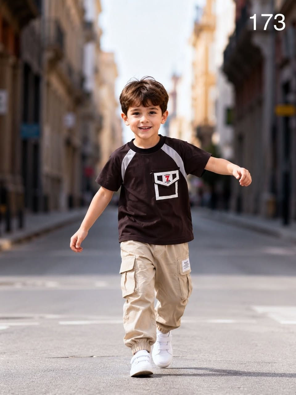 تعلن ازياء الق عنه عن وصول قاط ولادي. 
البنطرون كتان والبدي قطني ليكرا.
قياسات S.M.L.XL
يلبس من ٢ ال ٥ سنة.


**إذا كنت صاحب هذا الإعلان وتريد حذفه لأي سبب، رجاءا أرسل رسالة إلى الدعم الفني**