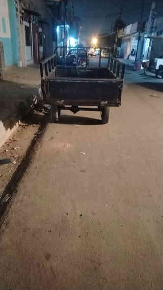 سلام عليكم ستوته كلك للبيع مكاني نجف بيها باج بالركبه معمر كلشي ما عليه مكينه ناعمه حلوه اكسن حلو بدي حلو بيها ضفيره بس ما مربوطه مديل 2013 اتكفل بيها عن السرقه سعرها 600 وبيها مجال للطيبين  ***********
