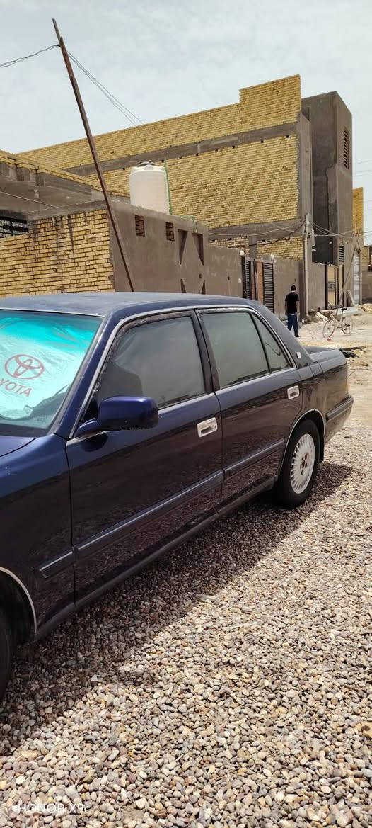 السلام عليكم ورحمة الله وبركاته راس ثور تكم موديل1998 لون نيلي سياره مكفوله من الاصوليات والكص والعيب الشرعي والضربه القويه والنقل الجثه محرك ففتي3000 تبريد خير من الله سياره خمس دكم شاشه ليزريه رقم بغداد ألماني سنويتها تنتهي بنهاية سنة2026 مكان السياره ناصريه سوق الشيوخ سعرها90 وبيه مجال لل استفسار ***********
