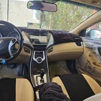 النترا • ٢٠١٢ • مكفولة