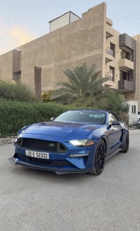 موستنك موديل 18 ماشيه 55m فقط  حادثها جاملغ وبنيد فقط سيارة ايكو  التف...