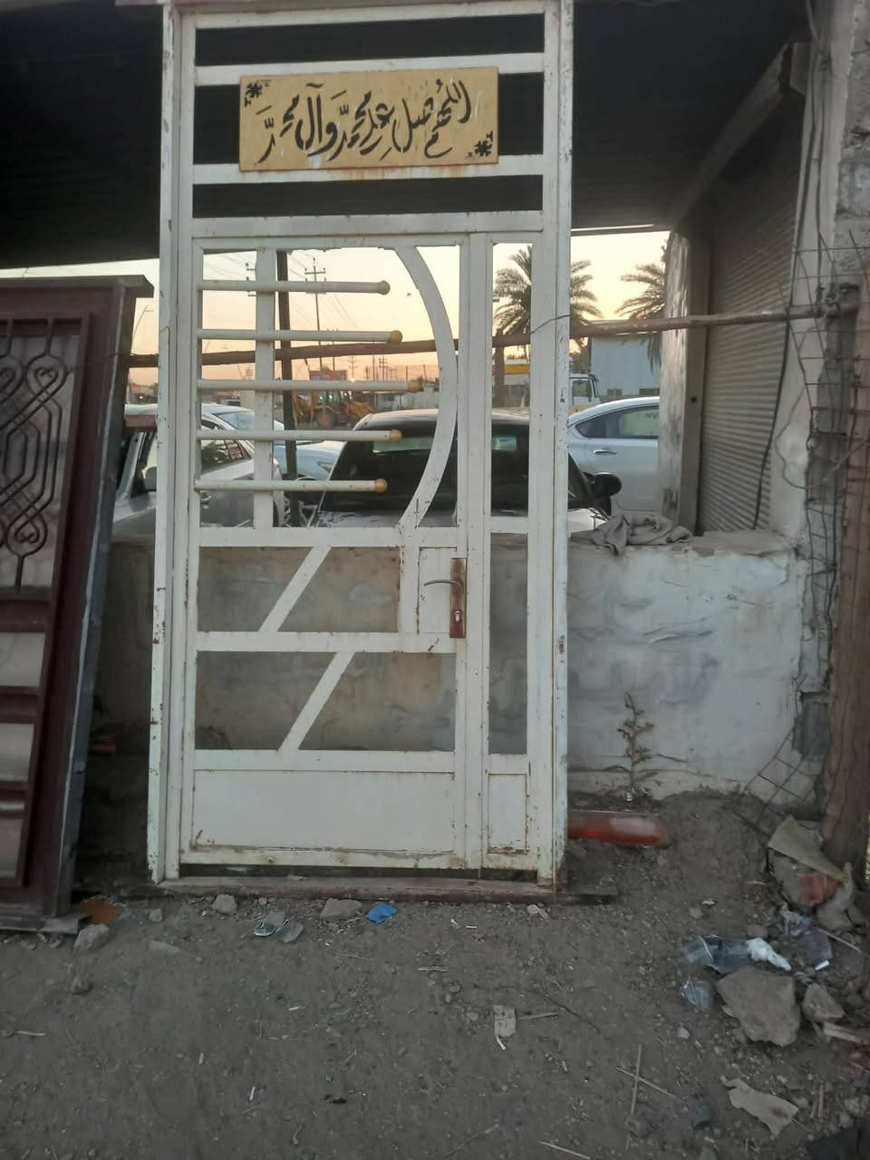 بوب مع شبابيك للبيع 
العنوان المقداديه شهربان
***********
