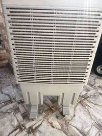 مبرده • نظيفه • مستخدمه شهر