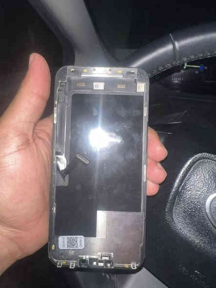 السلام عليكم شاشة 13بروماكس تجارية درجى اولي ثلاث خيارات فول HDمن حيث السلاسة والدقة مستخدمة قليل قيم وخذهة مكاني بغداد ***********
