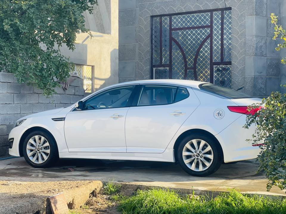 كيا اوبتما ٢٠١٣
خليجي 
فول عدى البنراما 
بصمه تشغيل
بصمه ابواب
مري شفط
اشاره بالمري
تبريد لمس
تبريد خلفي
كامرا بلادي 
شفتات استيرن
تحكم ستيرن
حساس خلفي 
لد خلفي 
مكينه ٢٤٠٠ مفتوحه
جاملغ امامي مبدل بدون دواخل 
قبق جنطه مرخايه براغيه 
رقم سليمانيه الجديد بأسم كردي تريد وكاله تريد تحويل 
السياره جاهزه مابيه اي نقص 
135 وبيه مجال قليل 
الاتصال على الرقم 
***********
