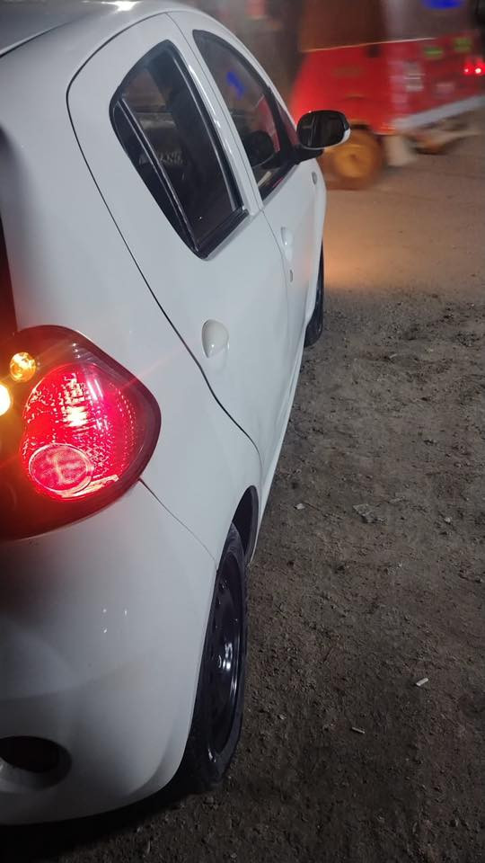 السلام عليكم باندا موديل ٢٠١٢ محرك ميكانيكي مري كهرباء  تخم تاير جديد ماشيه30263 السعر 50 وبي مجال مكاني الدوره ابو دشير ‭٠٧٧٤ ٣٥٠ ٥٧٣٩‬
