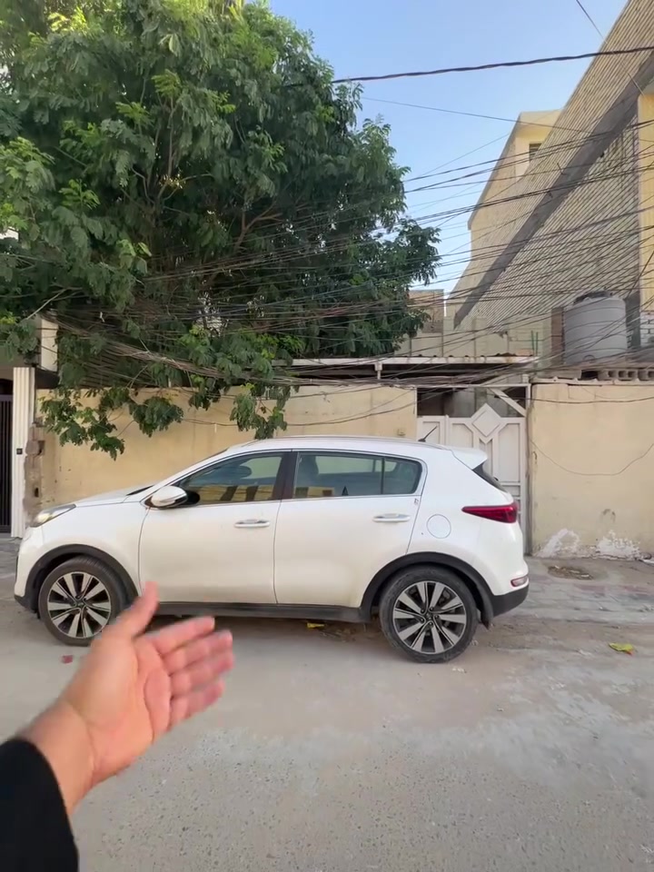 عقار مميز للبيع العنوان كربلاء حي الاسكان الطباء قراب قنصريه الايرانيه بيت مساحته١٣٥ متر جنس عقار ملك صراف سعر مناسب ***********.    ***********
