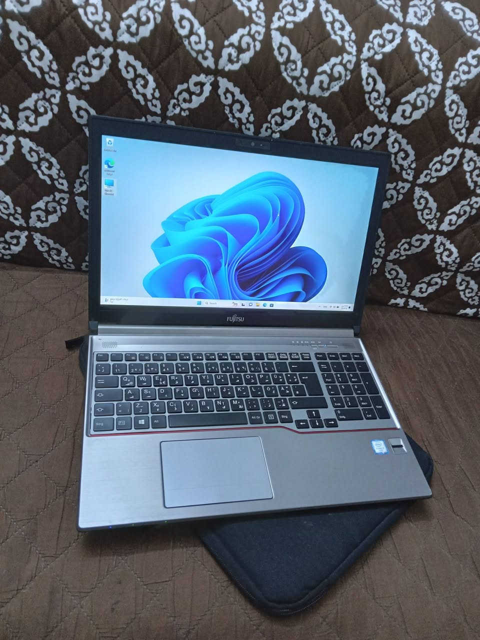 لابتوب للبيع شرط زلغ مابيه نضافه 100%
كوراي 7 جيل 6
رام 8
 هارد 256 ssd نوع PNY السريع
حجم 15.6 كيبورد ضوئي 
دقه 1920X1080
مشغل dvd
باتري4 ساعات
ملحق جنطه وشاحنه
بغداد قرب حي الاعلام
السعر 200 الف قفل


**إذا كنت صاحب هذا الإعلان وتريد حذفه لأي سبب، رجاءا أرسل رسالة إلى الدعم الفني**