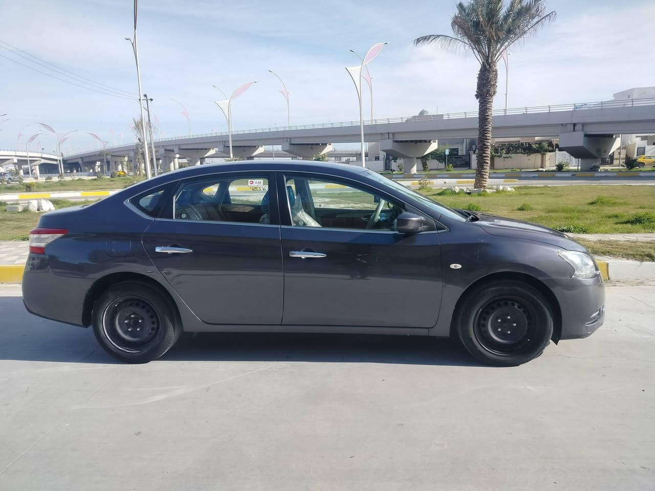 السلام عليكم
للبيع نيسان سنتره 2015 رقم اربيل الضرر شبير من جامرلغ السكن فقط

الباقي كفاله عامه

السياره باسمي التحويل ثاني يوم
العنوان كركوك 
120$ وبيه مجال

***********
