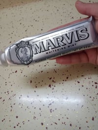 مارفيس ايطالي • معجون اسنان • أصلي